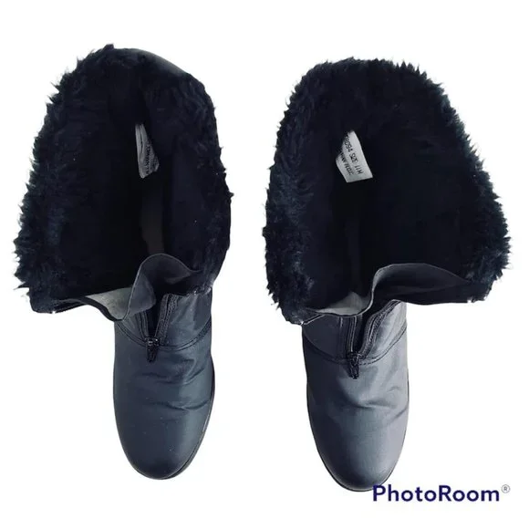 Comb Last Woman's Sz 11M Snow boots black almond toe fur lined rubber soles - Picture 6 of 12
